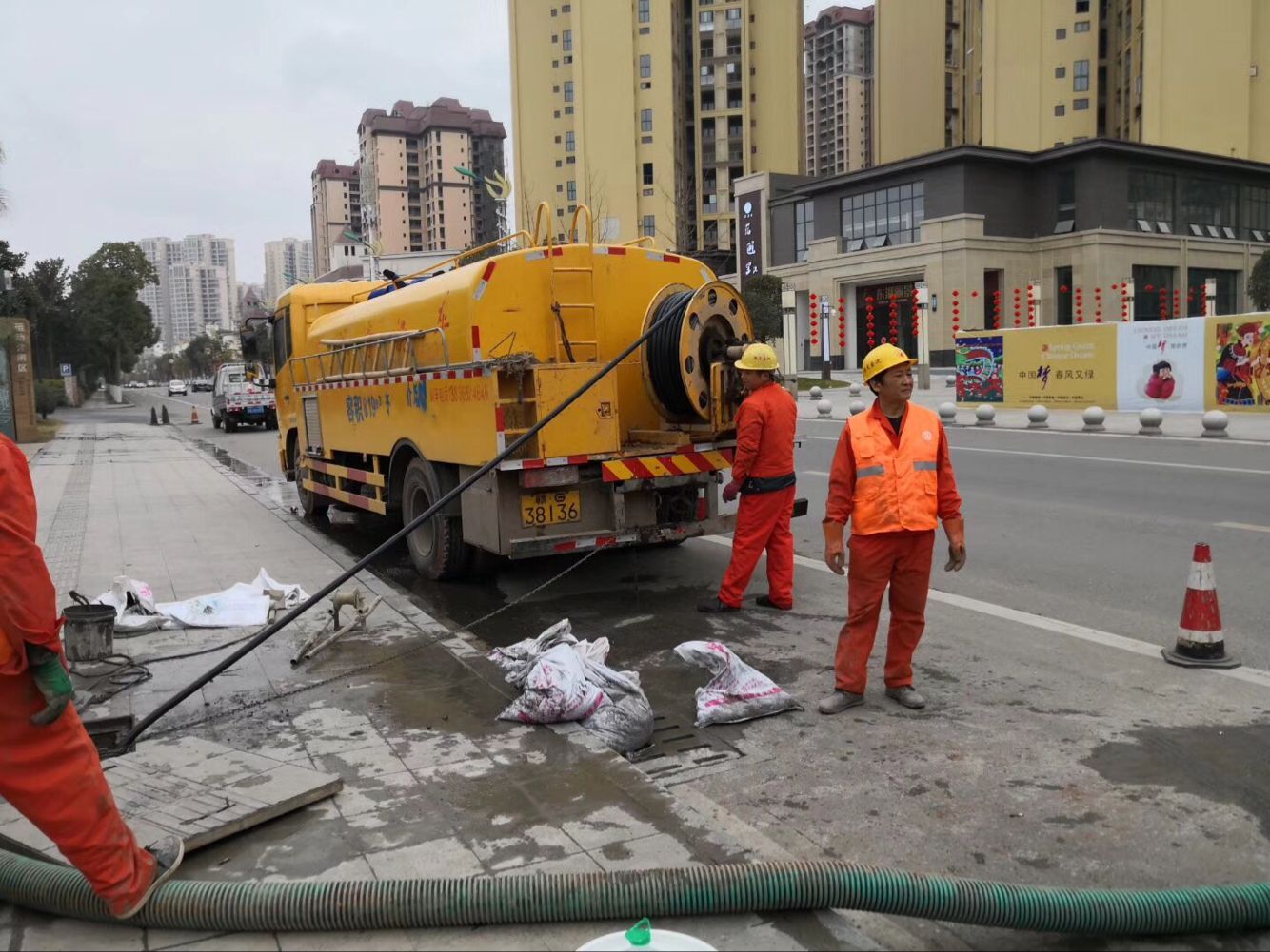 盐湖排污管道清淤-管道清洗