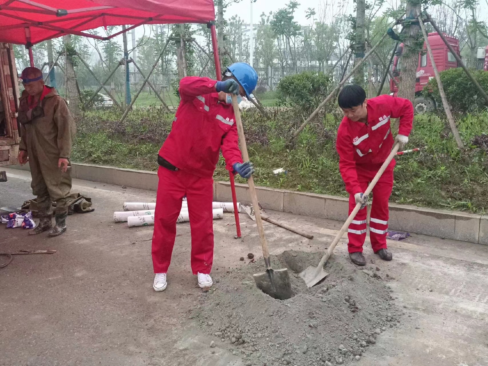 盐湖管道疏通哪家好】及时进行市政管道清淤